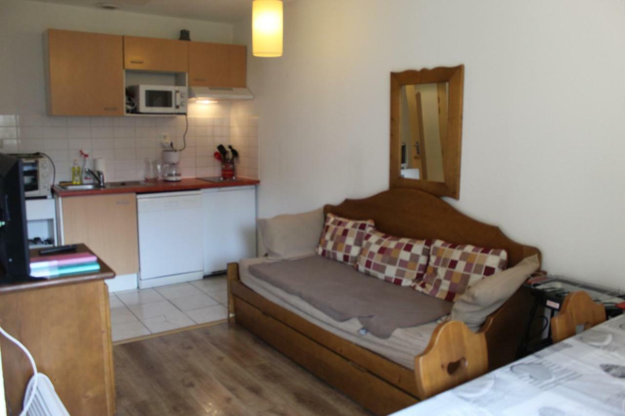 Appartement Nolhan Каутерец Екстериор снимка